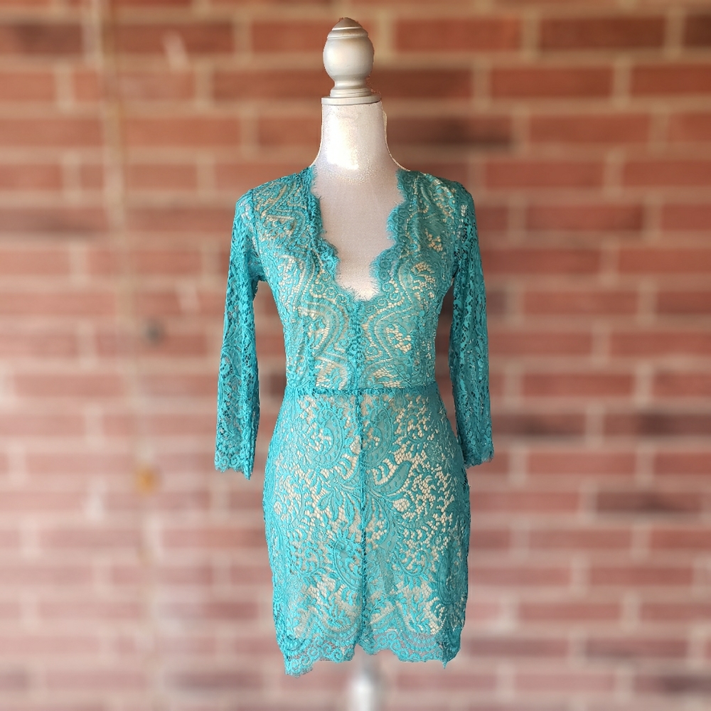 Luxxel Turquoise Lace Deep V Cocktail Dress Size L